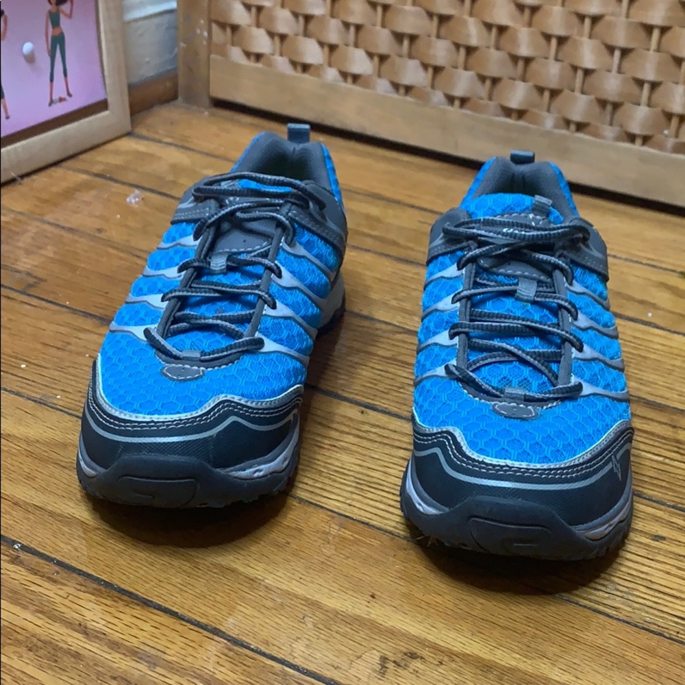 eddie bauer hiking shoes